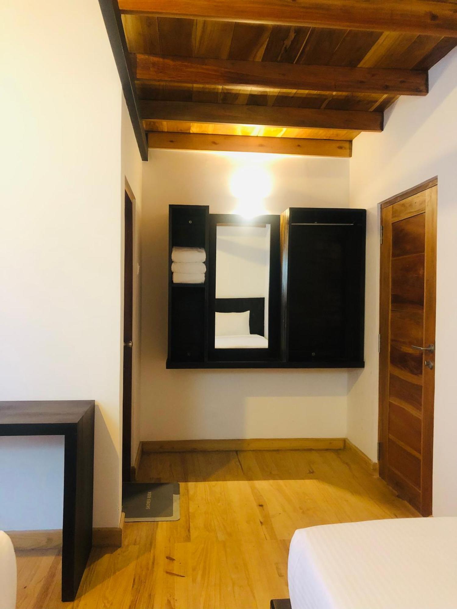 R21 Nuwara Eliya Hotel Eksteriør billede