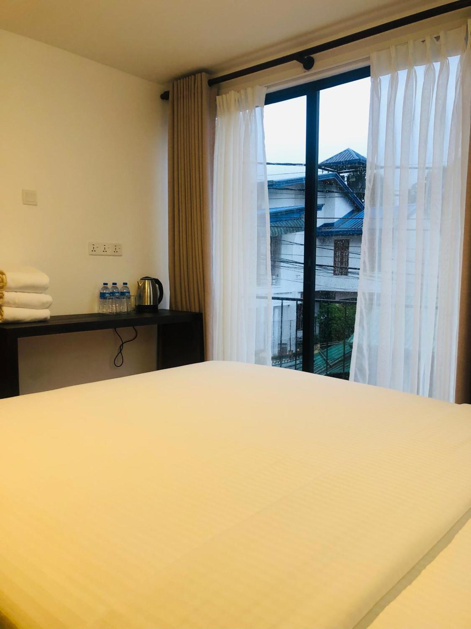 R21 Nuwara Eliya Hotel Eksteriør billede